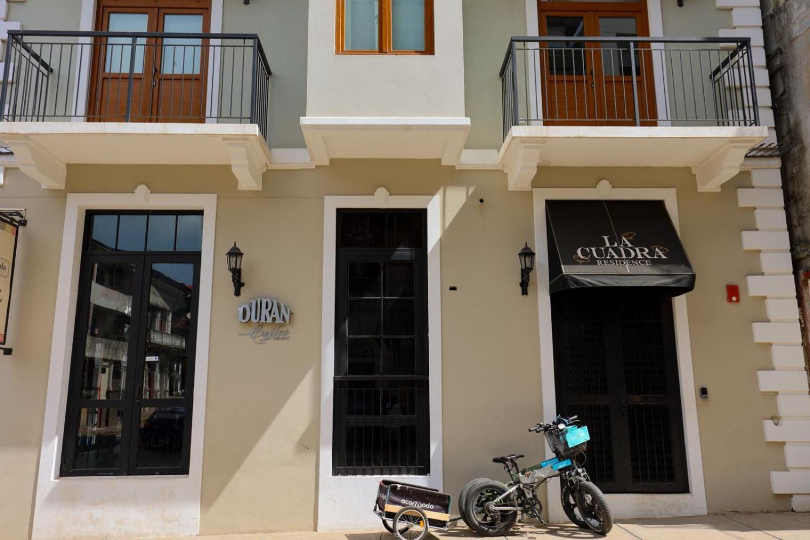 La Cuadra Apartments By Acomodo Kota Panama Bagian luar foto